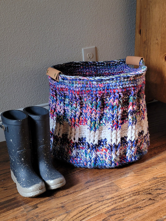 Chunky Crochet Basket Pattern: Farmhouse Style, Scrap Yarn (PDF Pattern)