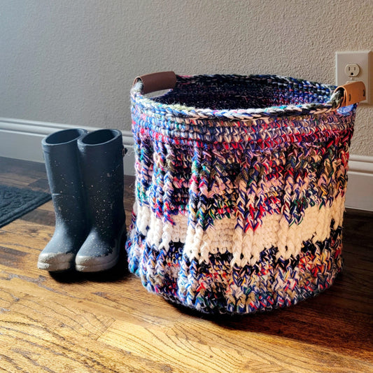 Bits & Pieces Basket Pattern/farmhouse basket/crochet pattern/chunky basket pattern/pdf pattern/easy crochet pattern