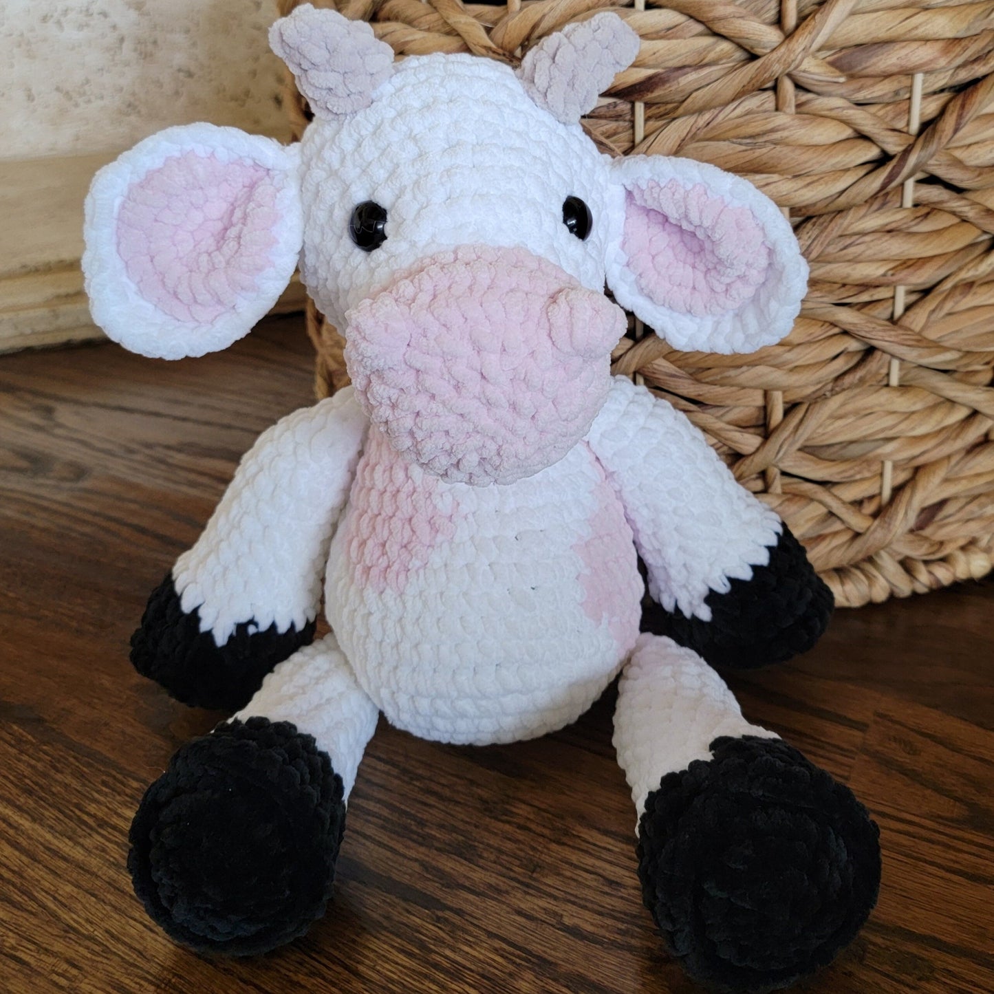 Pattern: Millie the Cow Crochet Pattern, crochet cow pattern, cute cow pattern, bull pattern, spotted cow, detailed pattern, stuffed cow